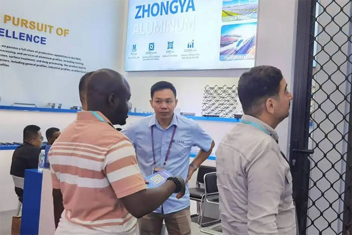 1730361912567871.jpg 廣州廣交會中亞鋁業